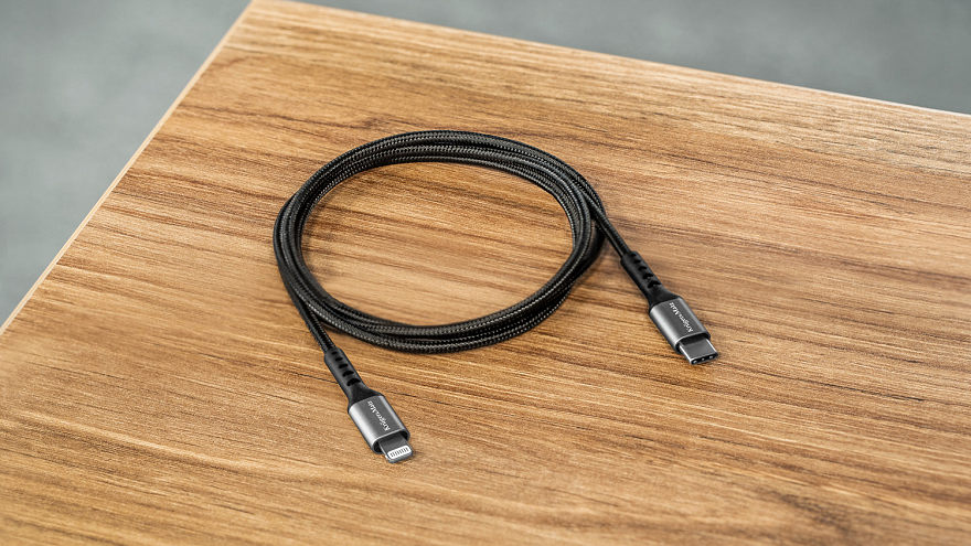 USB-C lightning kabel pro iPhone